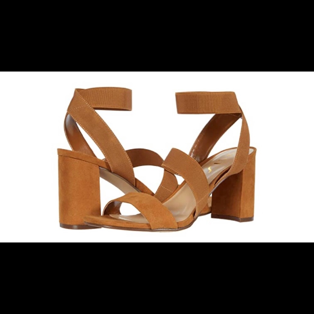Unisa Dahna Block Heel